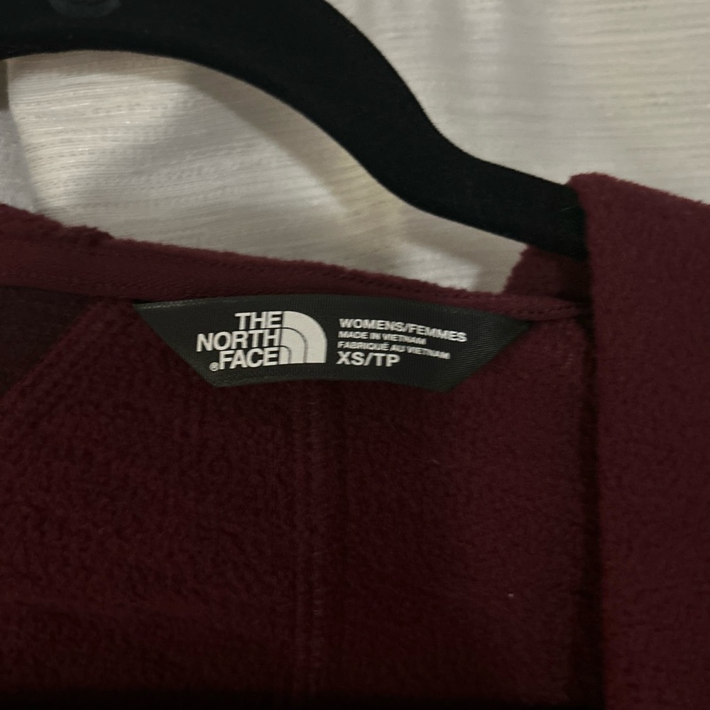 The North Face Women's Maroon Utility Jacket - Picture 4 of 4